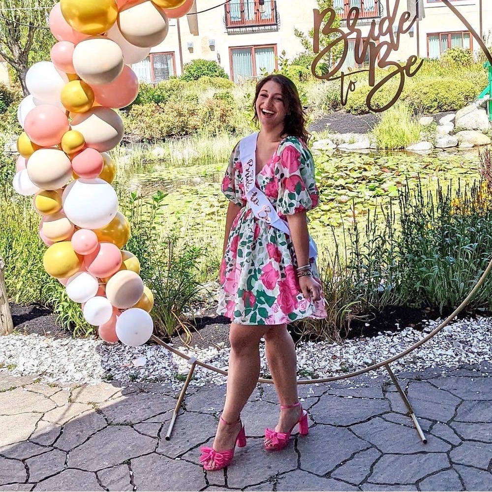 Mini Pink Floral Dress, puff shelves, open back